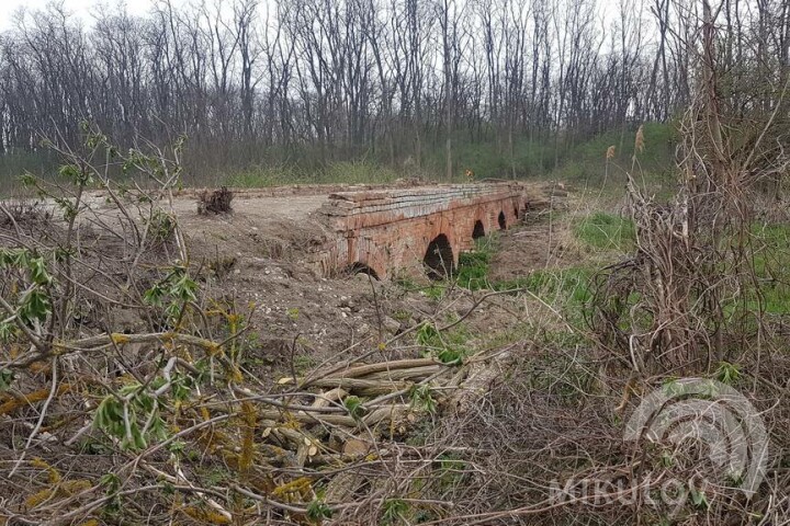 The Brick Bridge