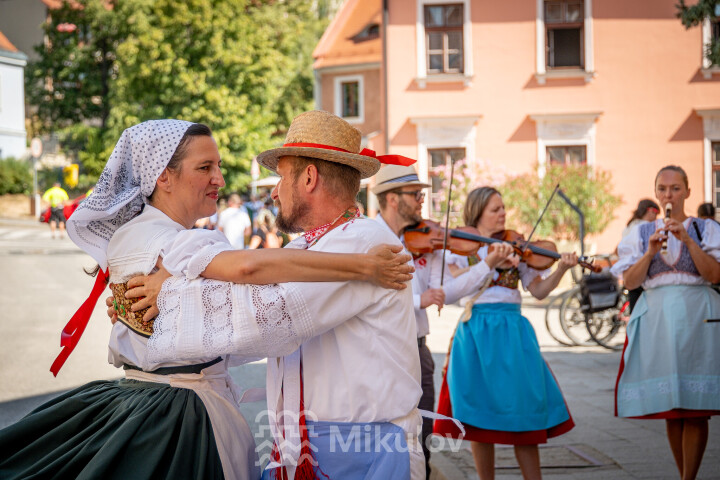 Festival Sousedé - Zarážení hory 2026