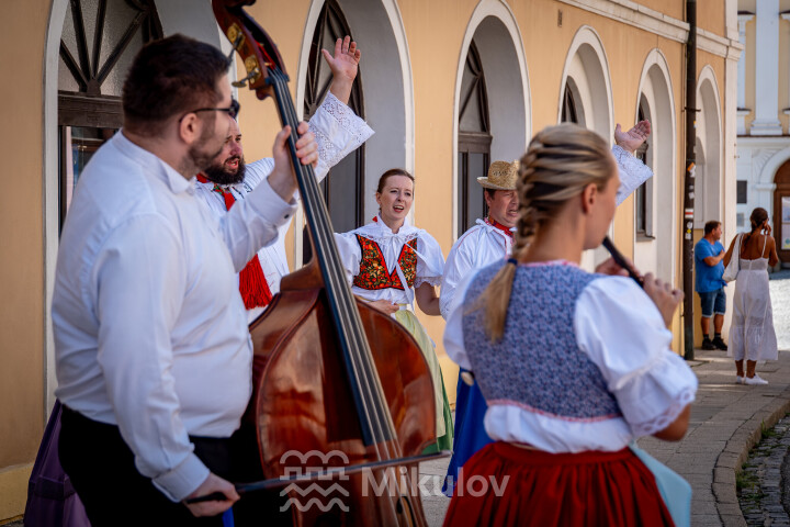 Festival Sousedé - Zarážení hory 2026