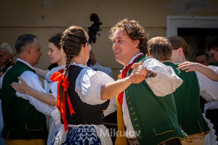 Festival Sousedé - Zarážení hory 2026