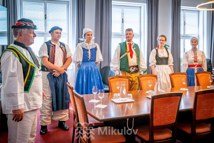Festival Sousedé - Zarážení hory 2026