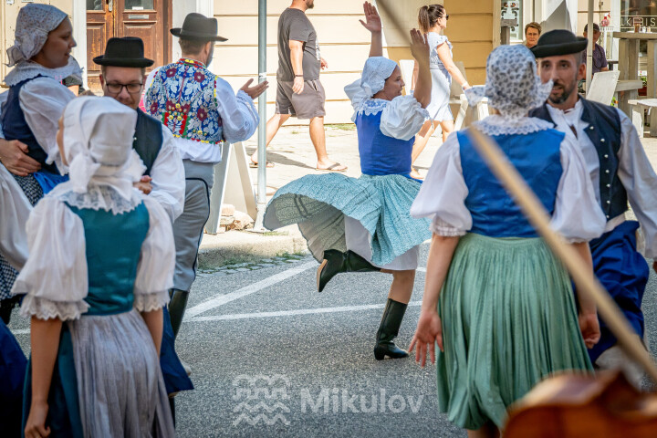 Festival Sousedé - Zarážení hory 2026
