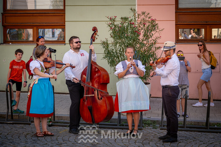 Festival Sousedé - Zarážení hory 2026