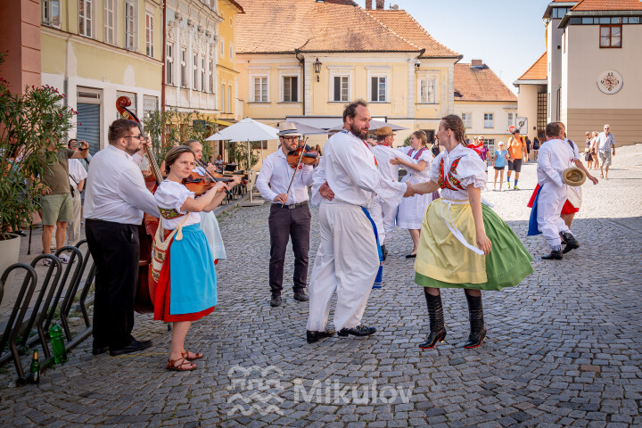 Festival Sousedé - Zarážení hory 2026