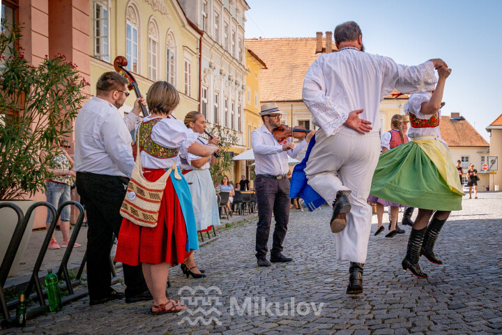 Festival Sousedé - Zarážení hory 2026