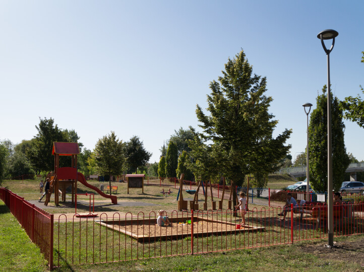 Plac zabaw dla dzieci w Tesco