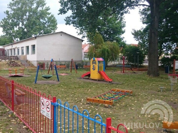 Children's playground - Amphitheater