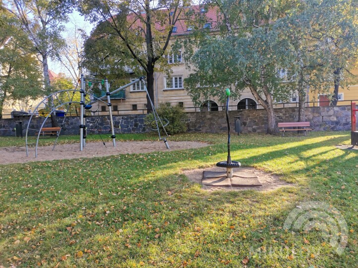 Plac zabaw - Nová