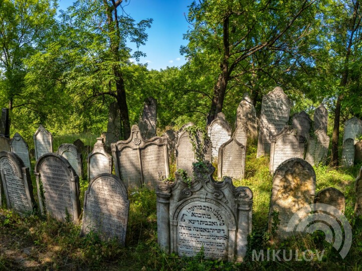 Židovský hřbitov a obřadní síň