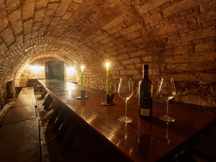 Vinný sklípek v podzemí Vivaldi