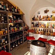 Amici Miei Mikulov - shop & wine