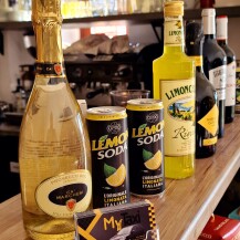 Amici Miei Mikulov - shop & wine