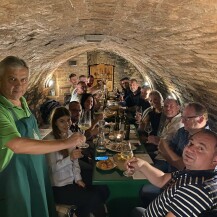 Řízená degustace ve sklepě