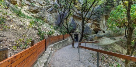Turold–Höhle