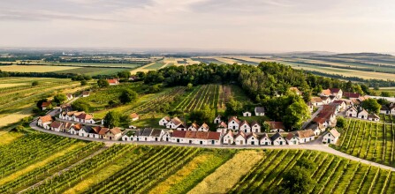 Die Welt der malerischen Kellergassen